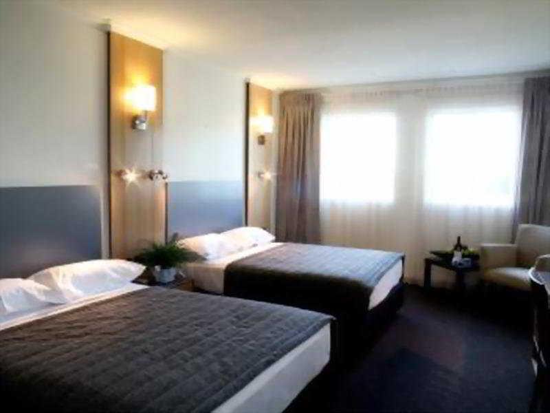 Metro Hotel Ipswich International Zimmer foto